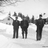 På gårdstunet på Fossenga